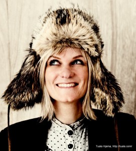 UGENS ELEKTRONISTA: METTE BOM