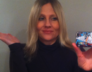 KRØLLER ELLER EJ MED HÅRGADGET