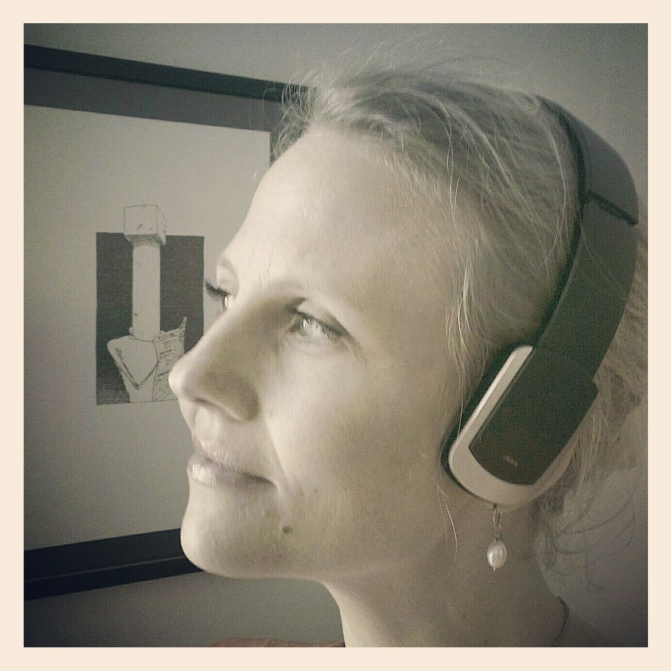 TRÅDLØST HEADSET MED KØLIG STIL