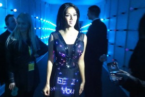 TWITTER HAUTE COUTURE KJOLEN