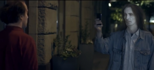 NOKIA SIGER IPHONEBRUGERE ER HJERNEDØDE ZOMBIER