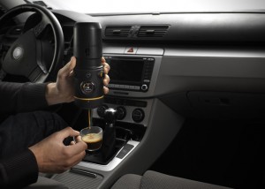 BRYG DIN EGEN KAFFE I BILEN