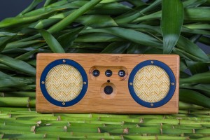 MODERNE BLUETOOTH HØJTTALER I 68’ER LOOK