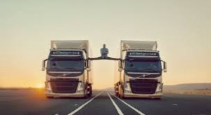 Viralt: Jean-Claude Van Damme i Epic split