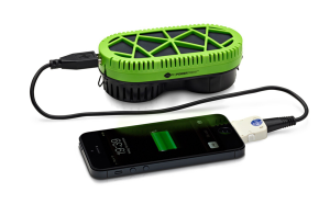 Oplad telefonen med en sjat vand!