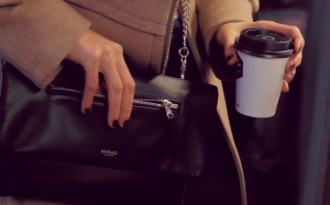 Video- Elektronista tasken on the go i London