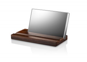 En harddisk, der kan bruges som makeup spejl