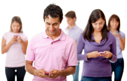 Vi bruger over 37 timer om måneden på apps