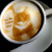 Denne maskine kan tegne dit ansigt på en kop kaffe