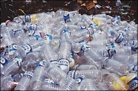 Dit næste mobilcover kan laves af gamle vandflasker