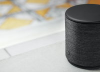 Ny højtaler fra B&O er klædt godt på