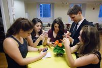 Emma Gad for gadgetfolket- den gode etikette