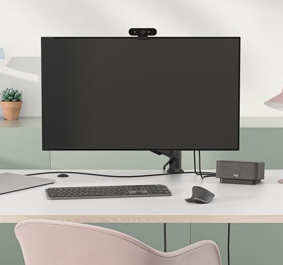 Guide til de mest essentielle hjemmekontor gadgets – til det store og lille budget