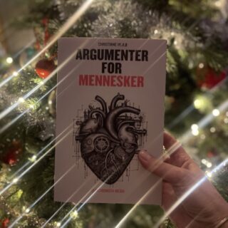 Guide til smarte julelys du kan styre via telefonen til både inde- og udendørs